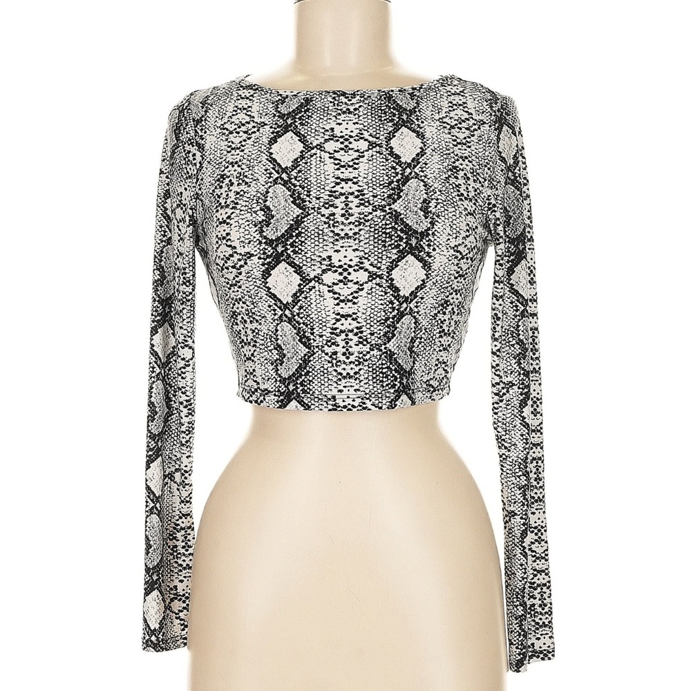 Windsor Size M Medium Snakeskin print cropped long sleeve